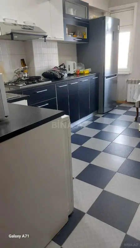 Kirayə verilir 3 otaqlı mənzil 85 m²