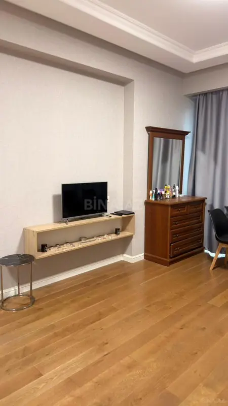 Kirayə verilir 2 otaqlı mənzil 50 m²
