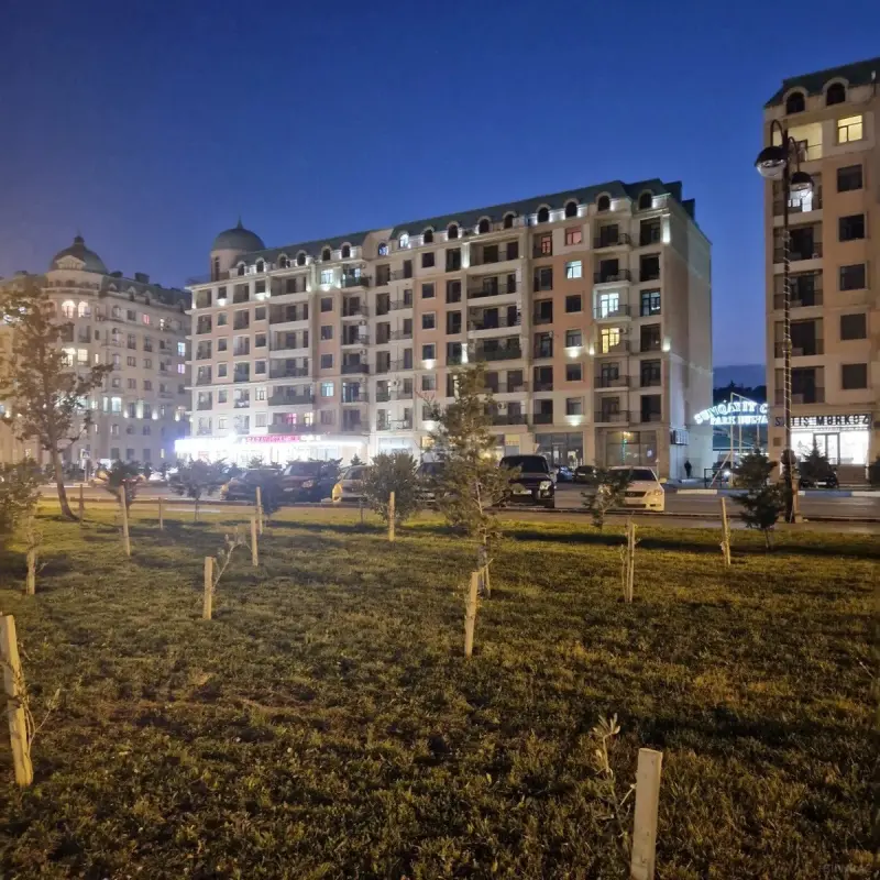 Satılır 2 otaqlı mənzil 80 m²