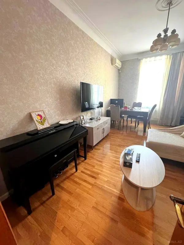 Satılır 3 otaqlı mənzil 80.5 m²