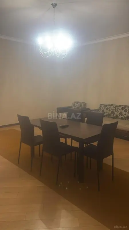 Kirayə verilir 3 otaqlı mənzil 120 m²