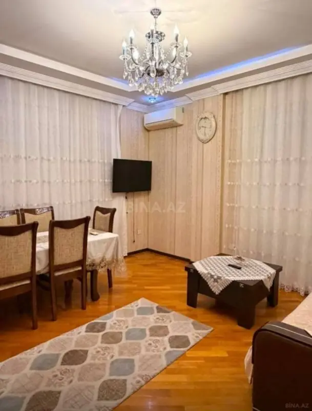 Kirayə verilir 3 otaqlı mənzil 110 m²
