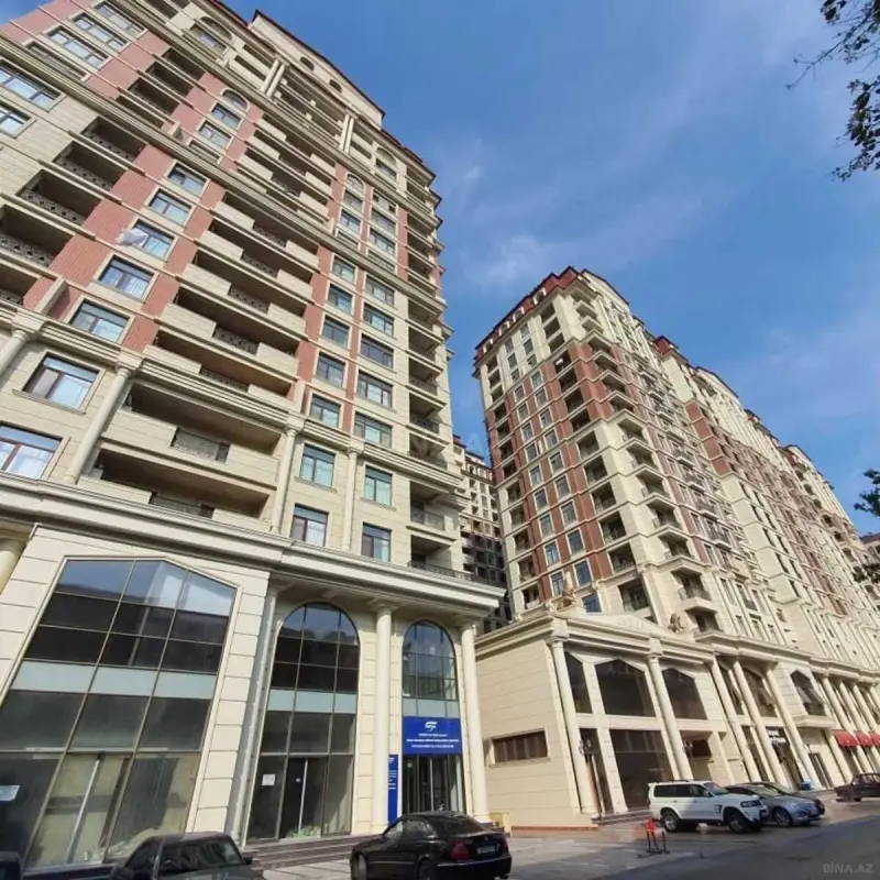 Satılır 3 otaqlı mənzil 114 m²