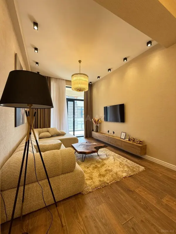 Kirayə verilir 3 otaqlı mənzil 110 m²