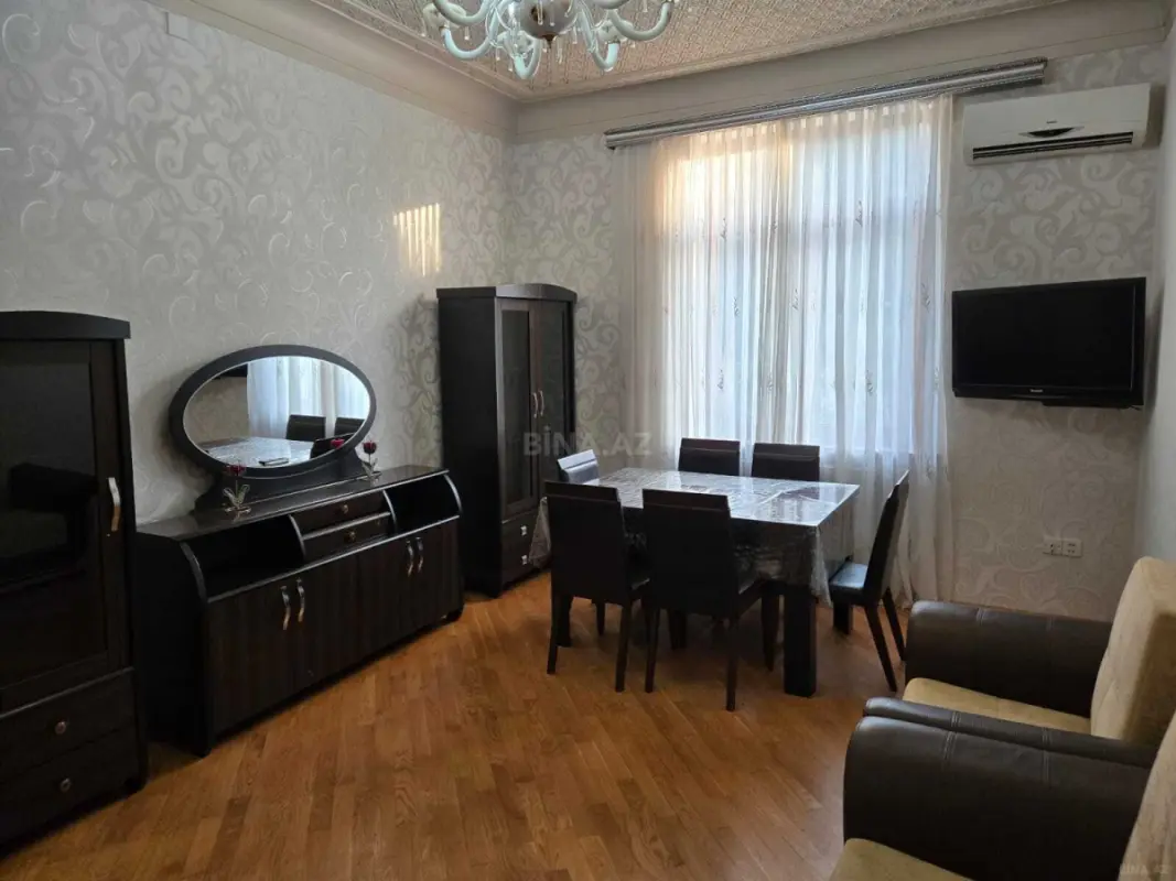 Kirayə verilir 3 otaqlı mənzil 110 m²