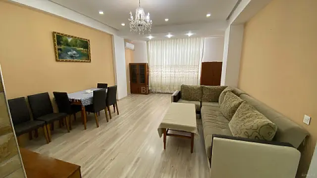Kirayə verilir 2 otaqlı mənzil 65 m² — Bakı 2 otaq 65.00 m²