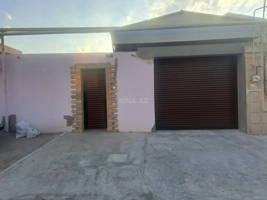 Satılır 3 otaqlı həyət evi 112 m²