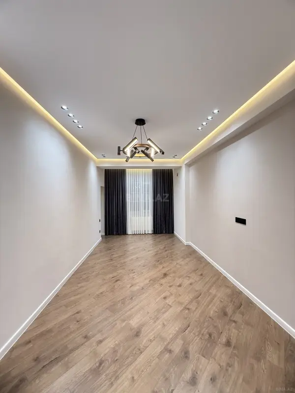 Satılır 3 otaqlı mənzil 112 m²