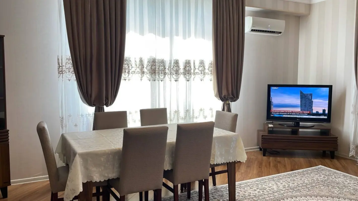 Satılır 3 otaqlı mənzil 102 m²