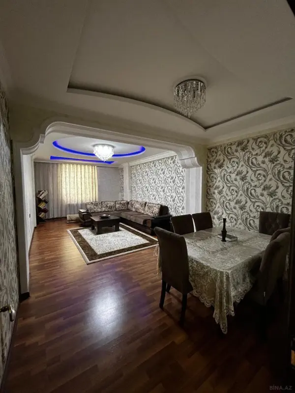 Satılır 3 otaqlı mənzil 115 m²