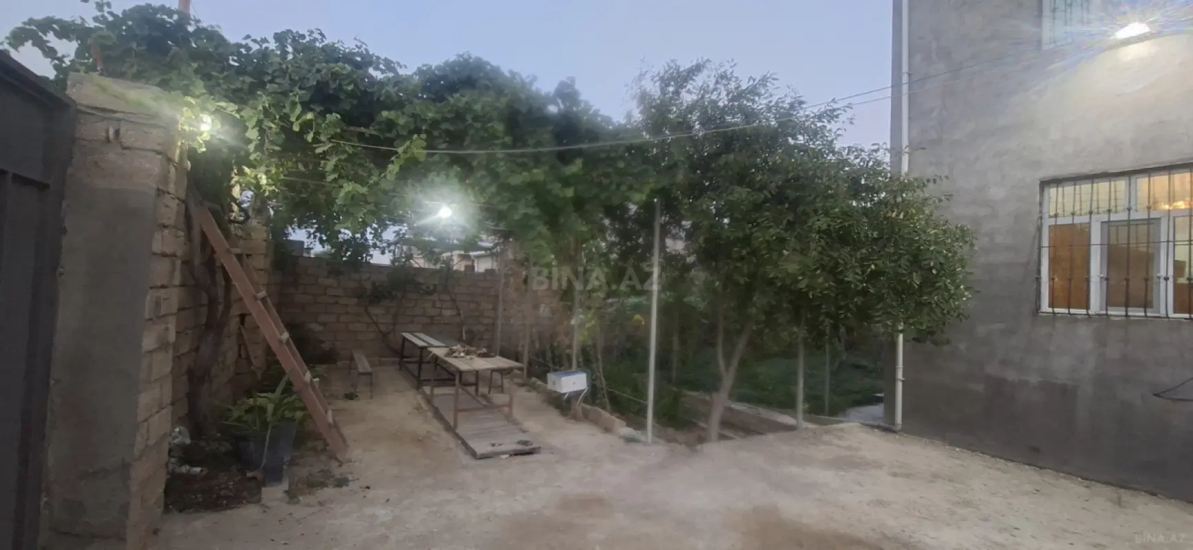 Satılır 6 otaqlı həyət evi 210 m²