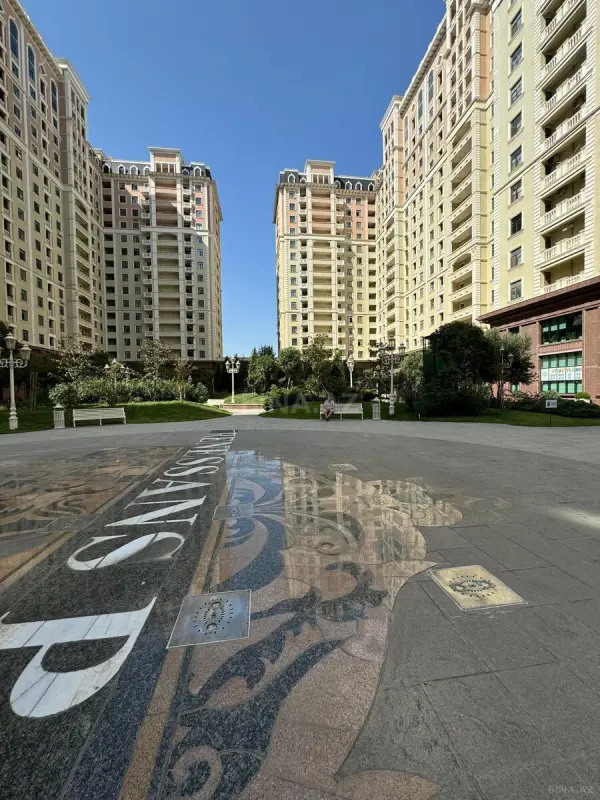 Satılır 2 otaqlı mənzil 76 m²
