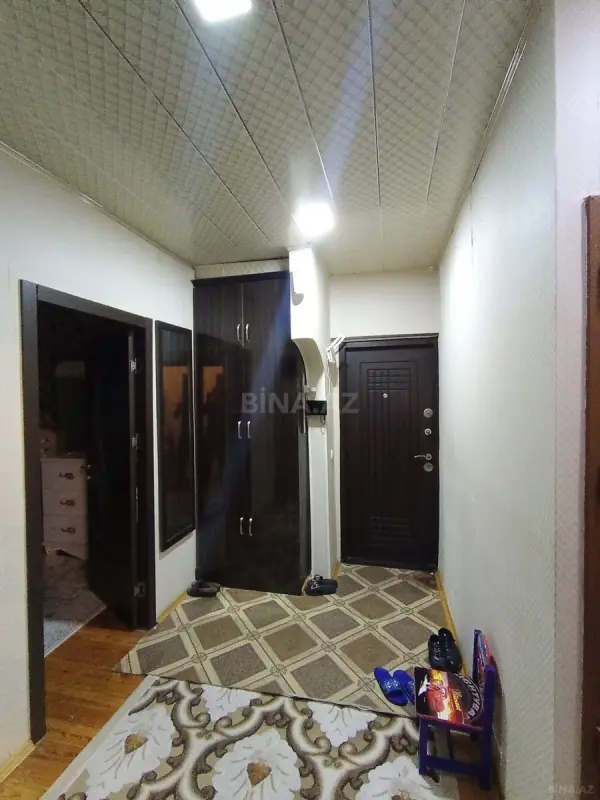 Satılır 4 otaqlı mənzil 83 m²
