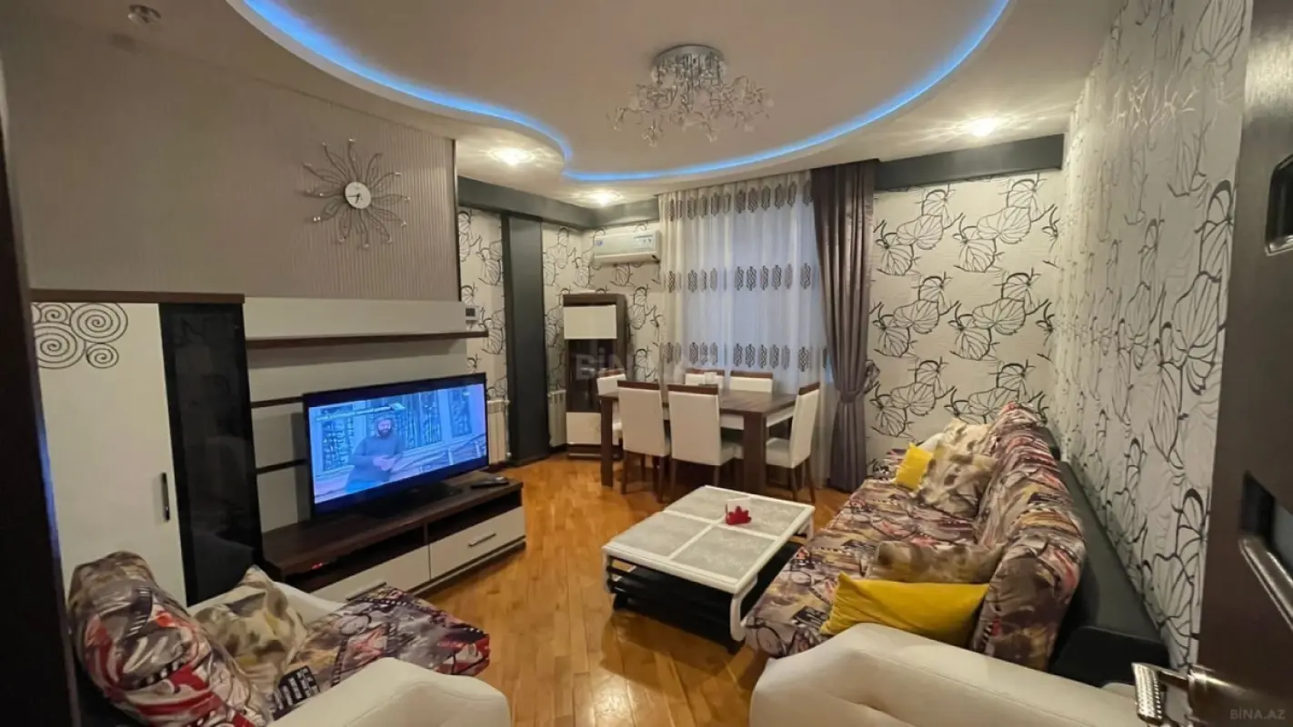 Kirayə verilir 2 otaqlı mənzil 55 m²