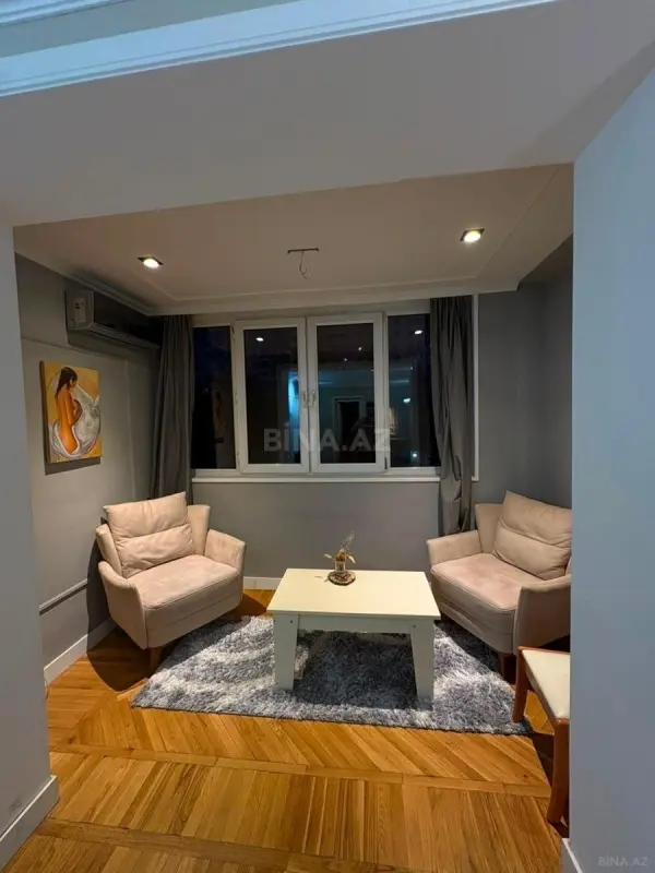 Kirayə verilir 2 otaqlı mənzil 50 m²