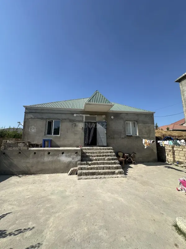 Satılır 4 otaqlı həyət evi 120 m²