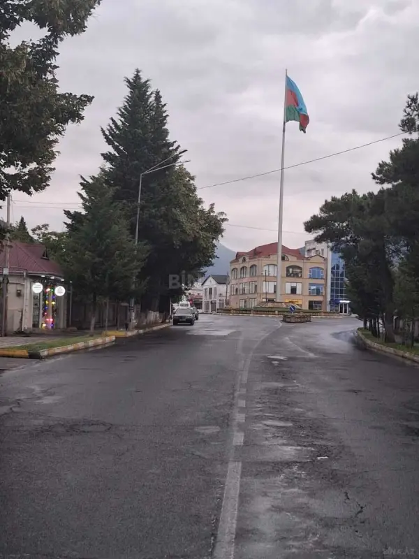 Satılır torpaq sahəsi 12 m²