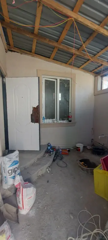 Satılır 4 otaqlı həyət evi 100 m²