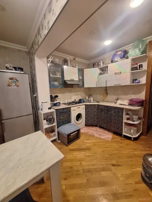 Satılır 3 otaqlı mənzil 82 m²