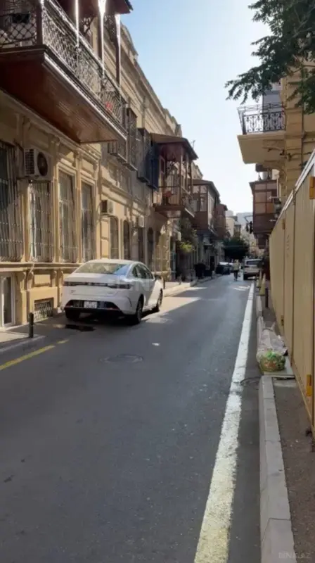 Satılır 2 otaqlı mənzil 70 m²