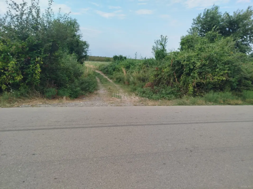 Satılır torpaq sahəsi 300 m²