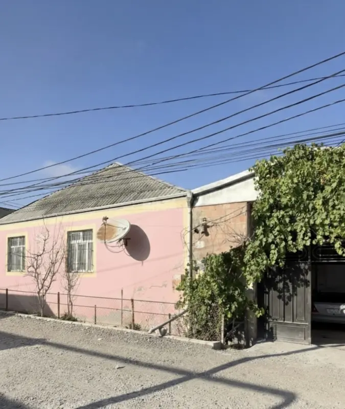 Satılır 3 otaqlı həyət evi 120 m²