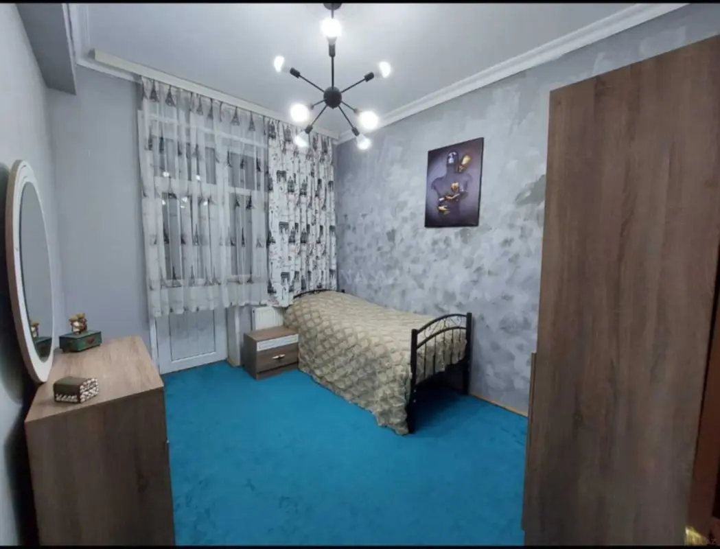 Kirayə verilir 3 otaqlı mənzil 110 m²