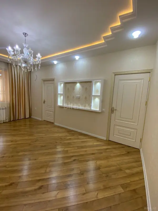 Satılır 3 otaqlı mənzil 75 m²