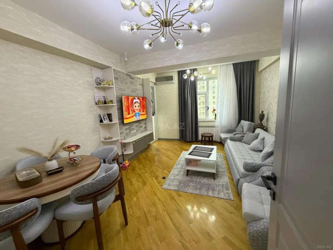 Satılır 3 otaqlı mənzil 94 m²