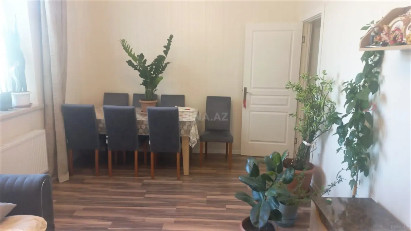 Kirayə verilir 3 otaqlı mənzil 85 m²