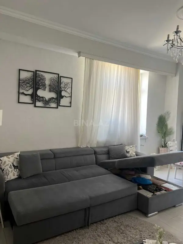 Kirayə verilir 2 otaqlı mənzil 65 m²