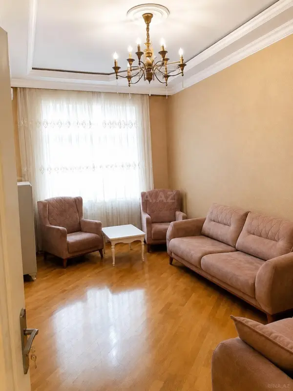 Kirayə verilir 2 otaqlı mənzil 55 m²