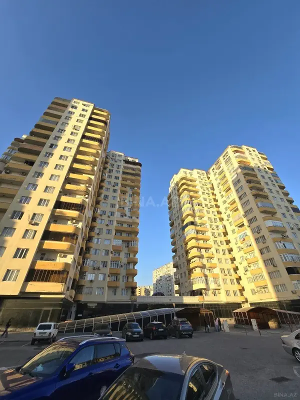 Satılır 2 otaqlı mənzil 70 m²