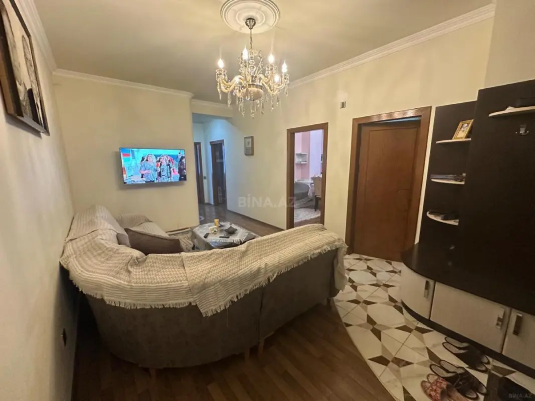 Satılır 3 otaqlı mənzil 110 m²