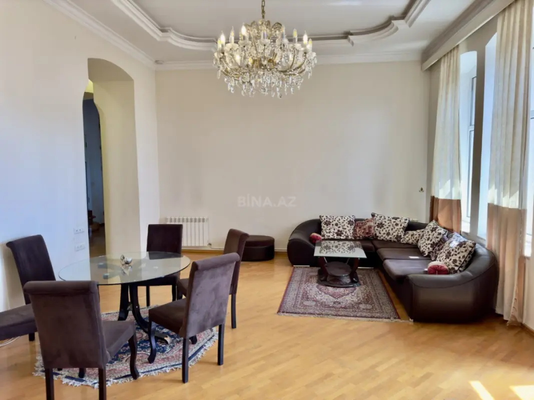 Kirayə verilir 4 otaqlı ofis 150 m²