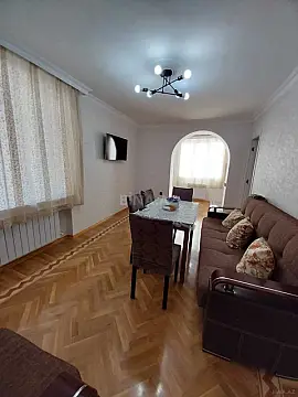 Kirayə verilir 2 otaqlı mənzil 50 m² — Bakı 2 otaq 50.00 m²
