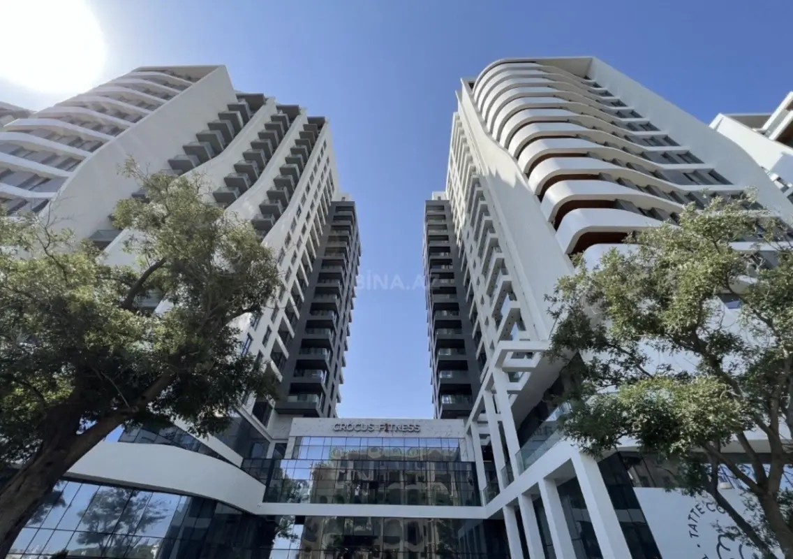 Satılır 4 otaqlı mənzil 170 m²