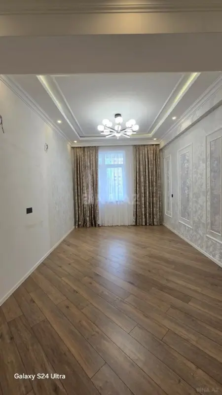 Satılır 3 otaqlı mənzil 108 m²