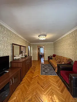 Satılır 3 otaqlı mənzil 85 m² — Bakı, İnşaatçılar 3 otaq 85.00 m²