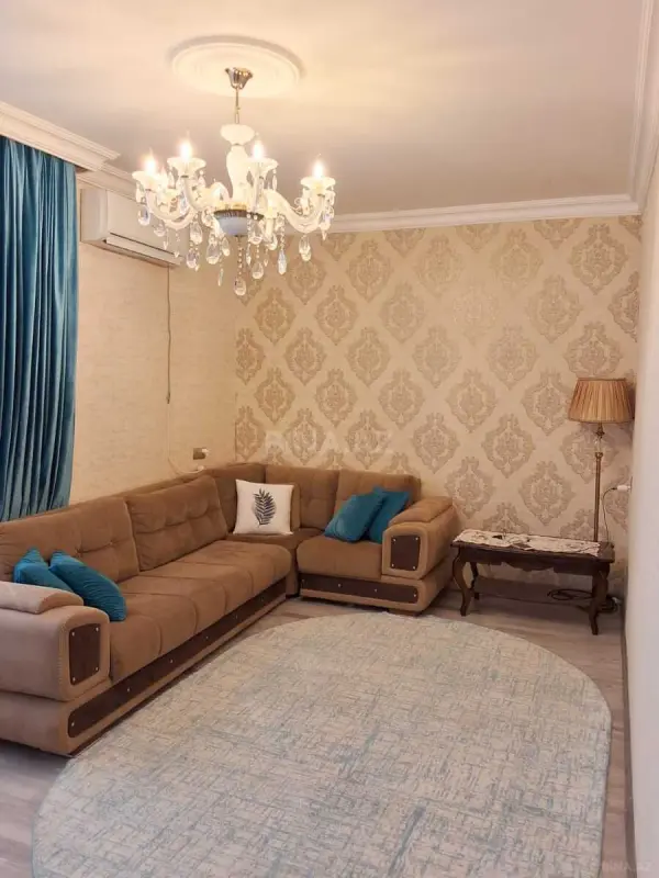 Satılır 2 otaqlı mənzil 65 m²