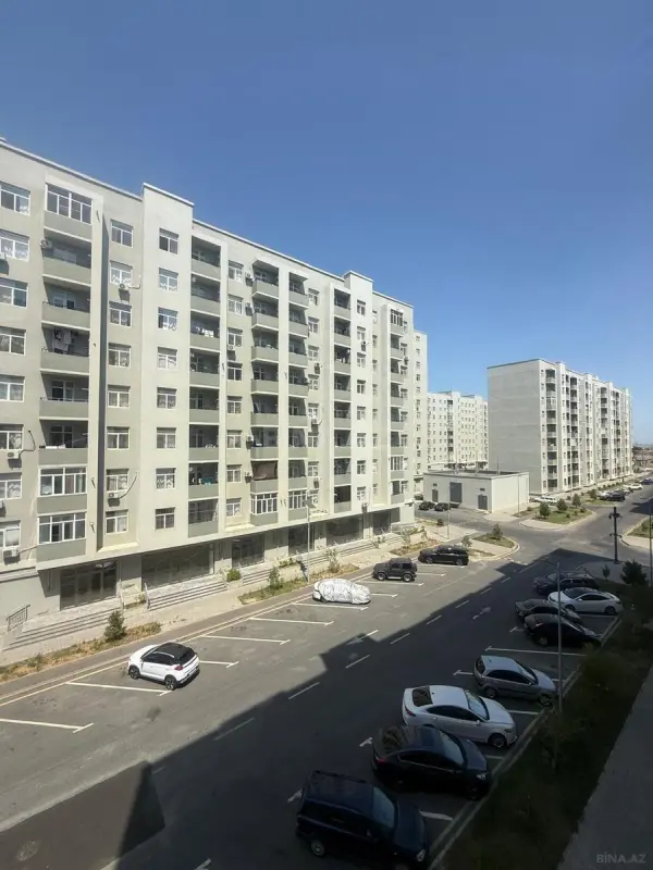 Satılır 5 otaqlı mənzil 156 m²