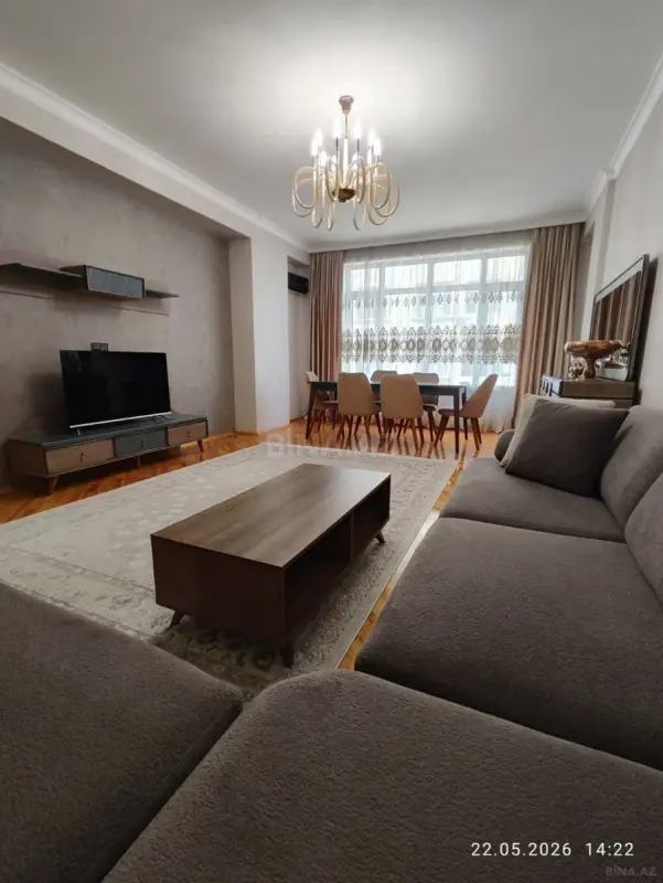 Satılır 3 otaqlı mənzil 140 m²