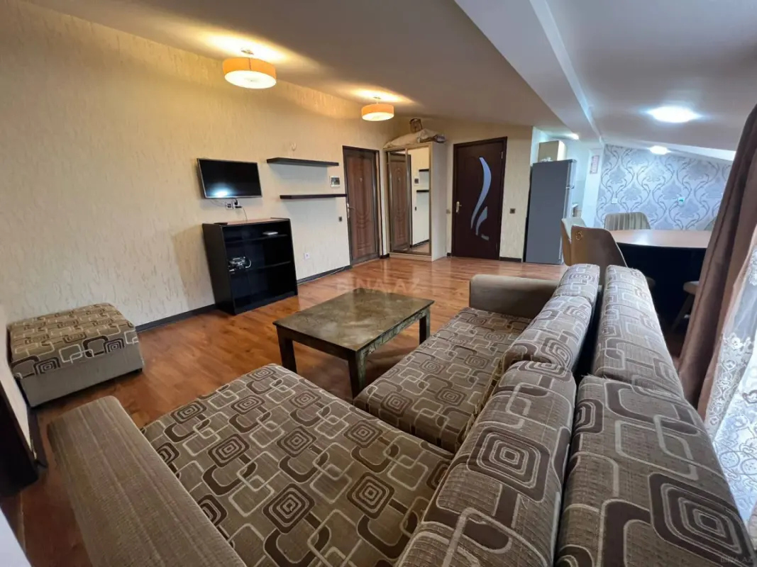 Satılır 2 otaqlı mənzil 74 m²