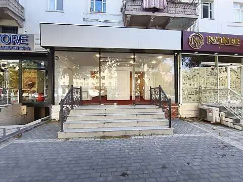 Kirayə verilir obyekt 100 m² — Bakı, Nərimanov 100.00 m²
