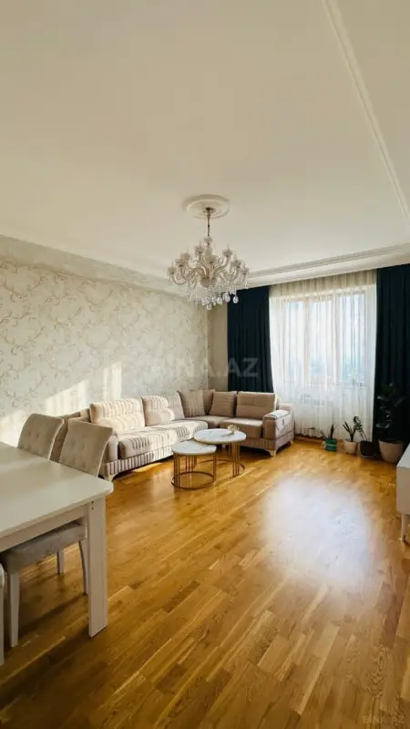 Satılır 3 otaqlı mənzil 103 m²