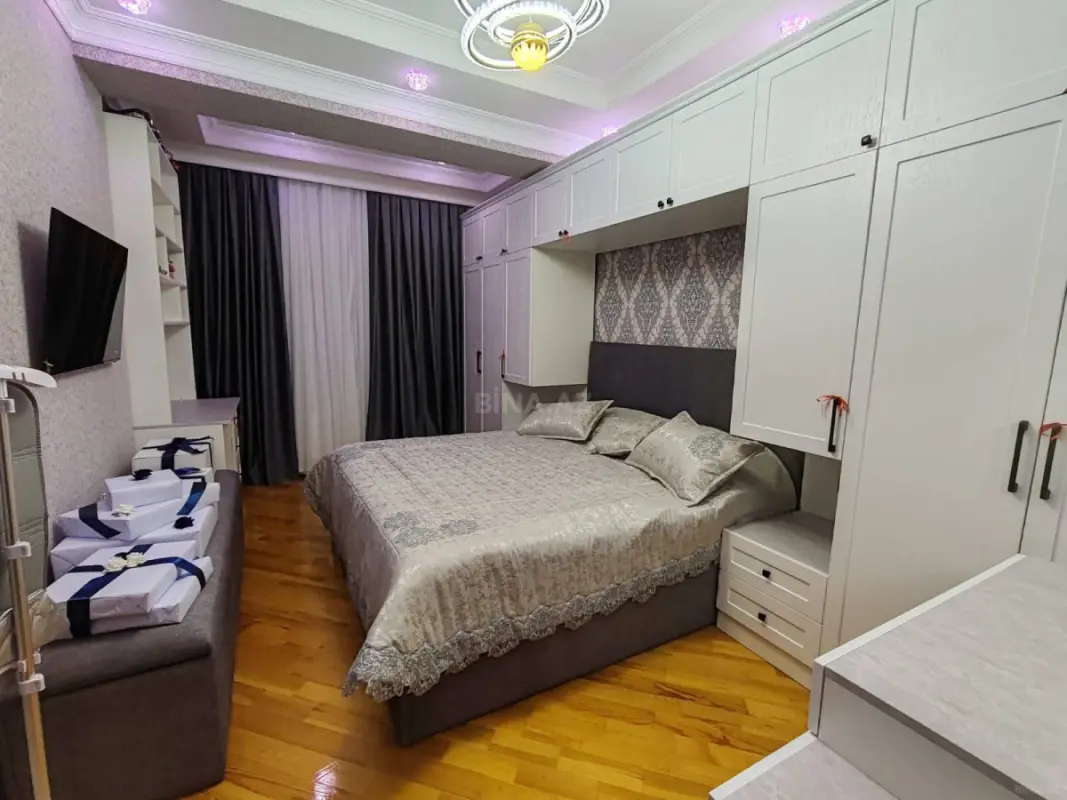 Satılır 2 otaqlı mənzil 60 m²