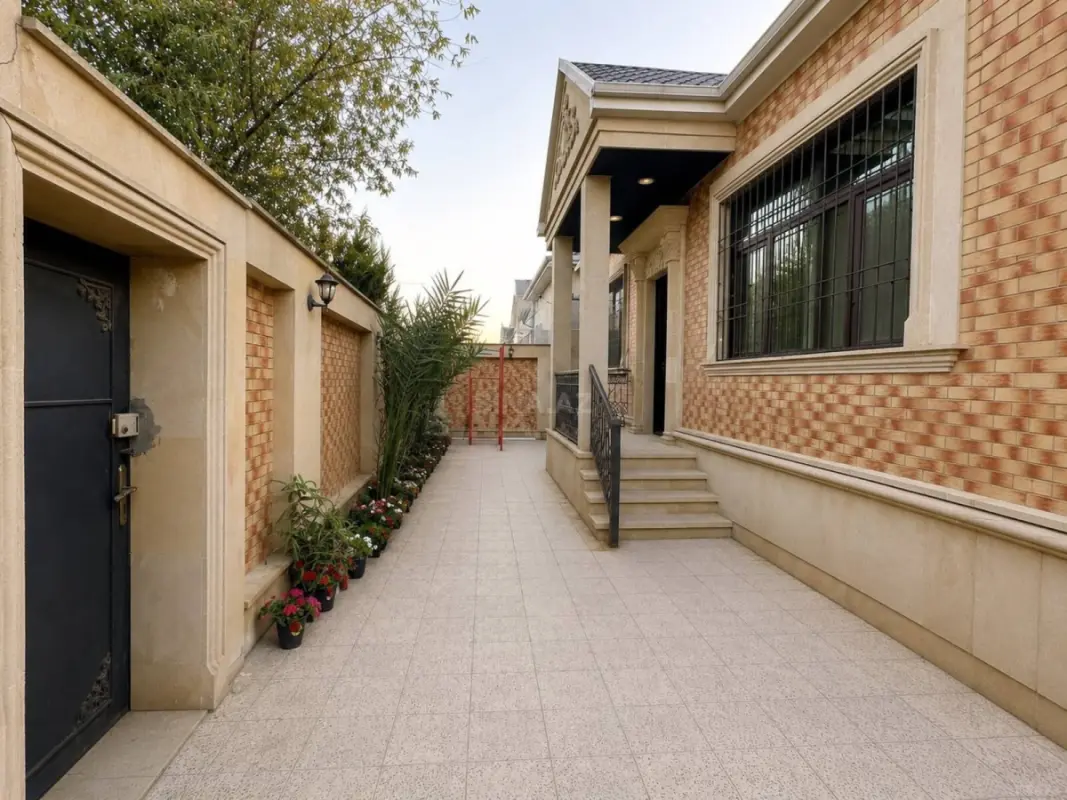 Satılır 4 otaqlı həyət evi 130 m²