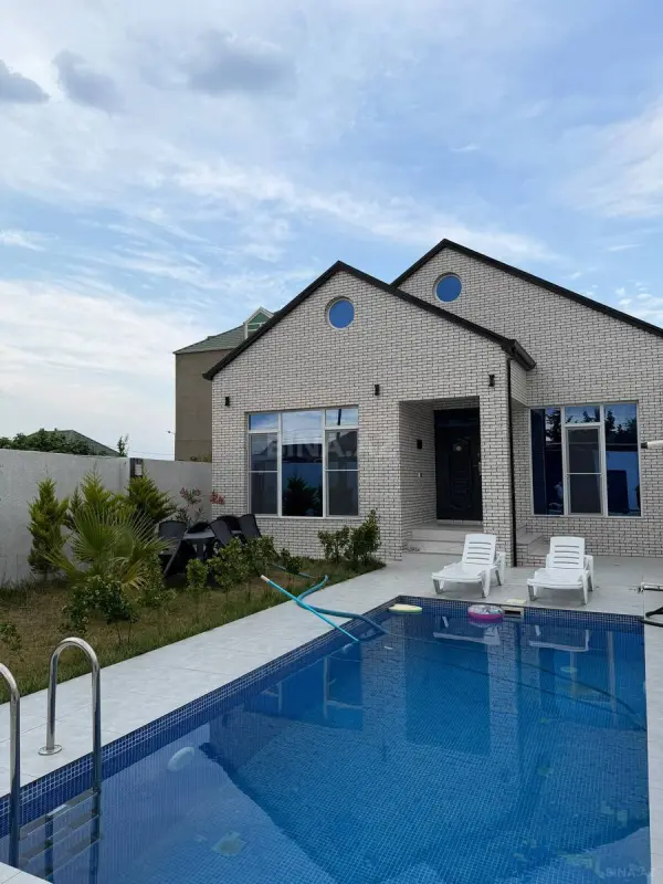 Kirayə verilir 3 otaqlı həyət evi 200 m²