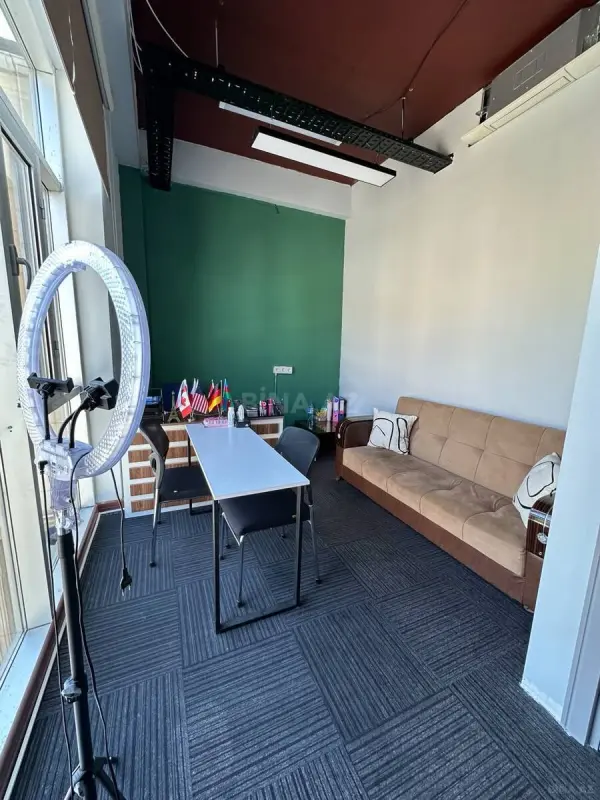 Kirayə verilir 1 otaqlı ofis 15 m²