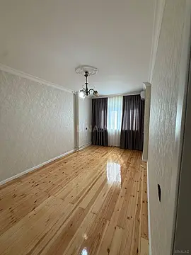 Satılır 4 otaqlı mənzil 120 m² — Bakı, Həzi Aslanov qəs. 4 otaq 120.00 m²